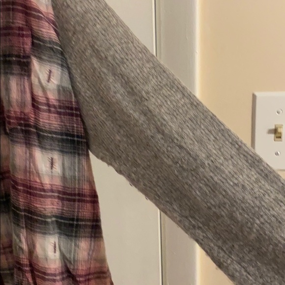 Two tops! - Picture 2 of 2